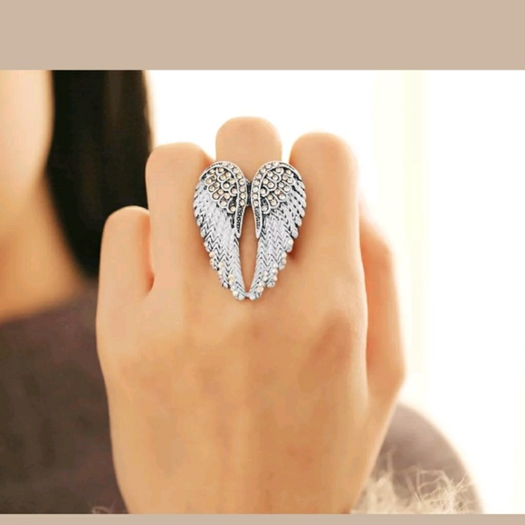 Jewelry - 🎅Angel Wings Ring